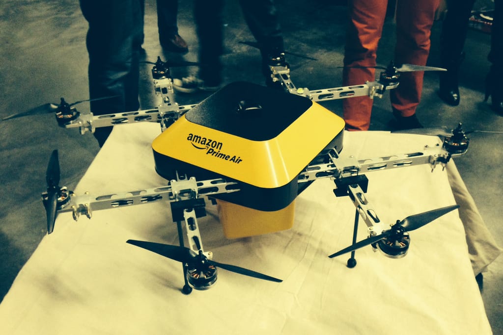 Video: Drones Robots de Amazon entregarán tus paquetes en 2017