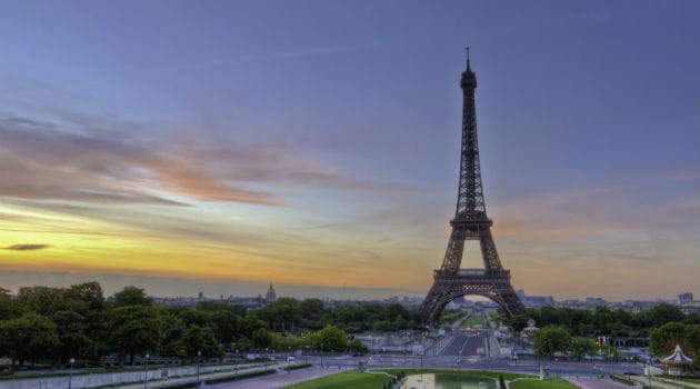 Google crea aplicación para visitar virtualmente la Torre Eiffel
