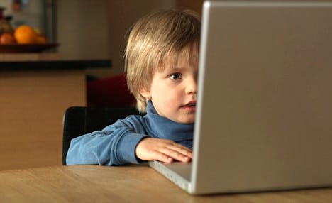 Cuidemos a nuestros niños del "Grooming" un nuevo peligro en internet