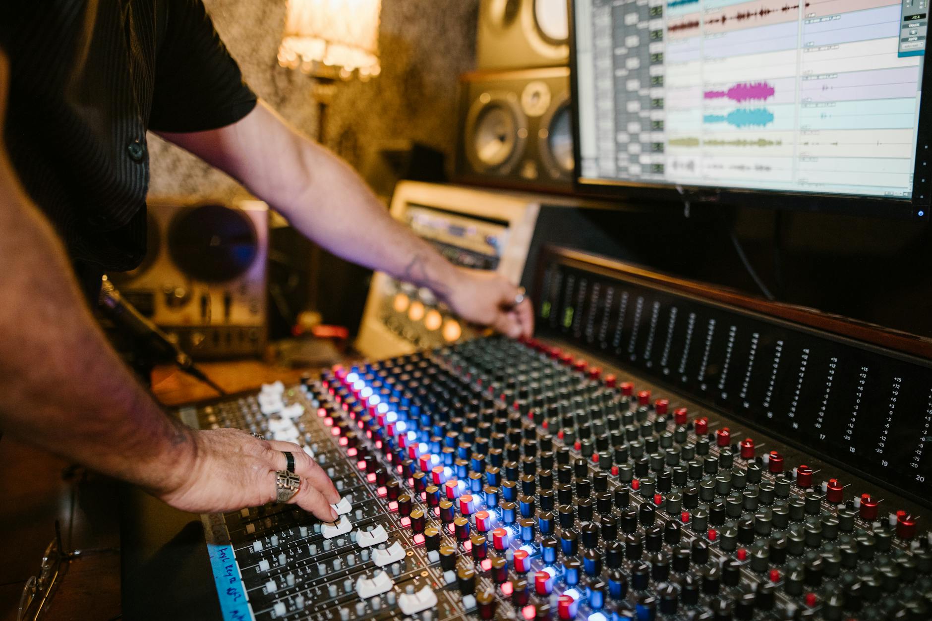 Controla tus sonidos y plugins con un setlist de Ableton Live