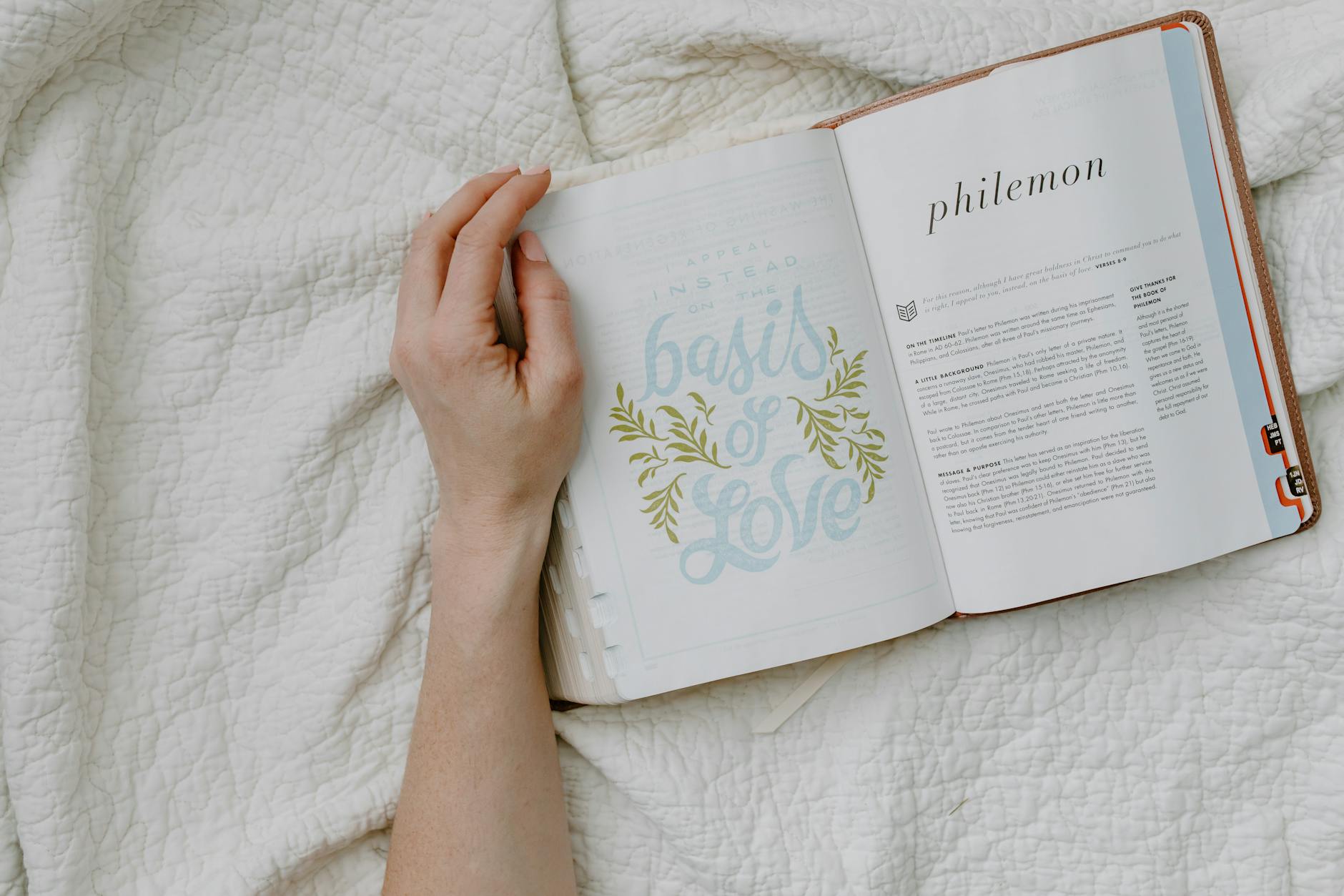 Libro: " En Paz me Acostaré " Clásico devocional de inspiración diaria