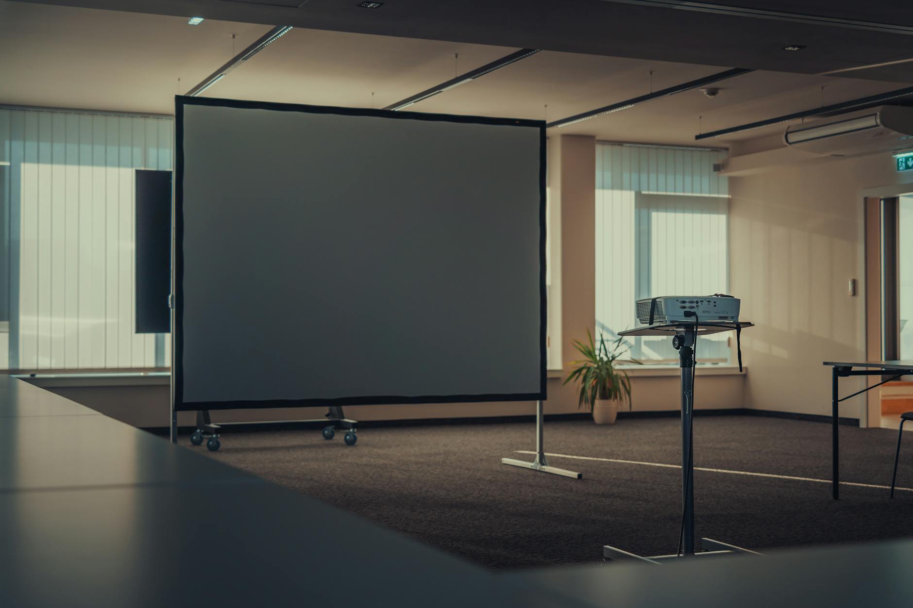 Proyector vs Pantalla Led ¿Cual es mejor?