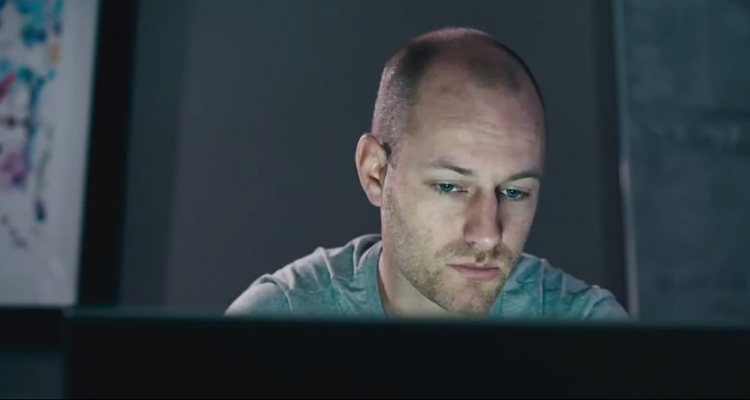 Video: Lo que publicas no es tu vida real