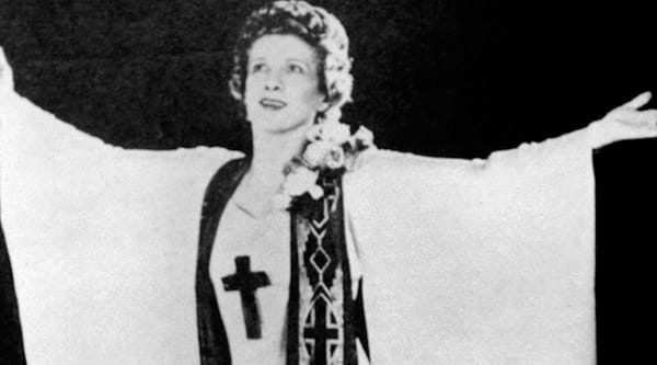 Aimee Semple McPherson Una Mujer Avivadora