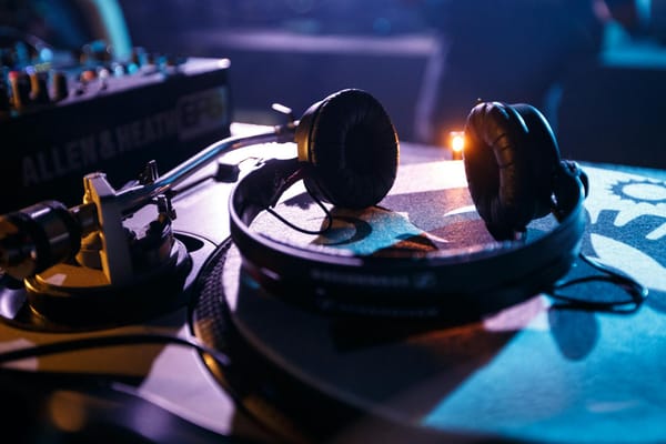 Allen & Heath lanza su nueva consola: Avantis