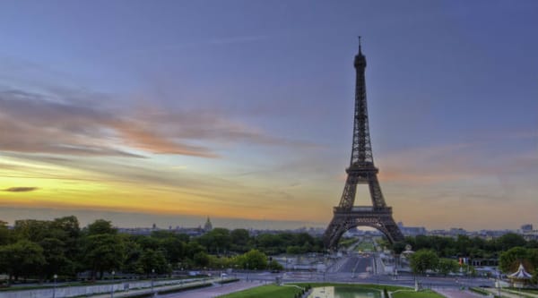 Google crea aplicación para visitar virtualmente la Torre Eiffel