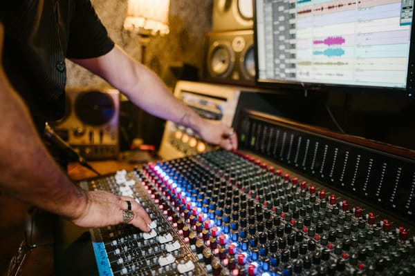 Controla tus sonidos y plugins con un setlist de Ableton Live