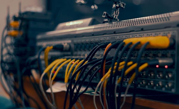 Guía definitiva para los cables de audio en la iglesia