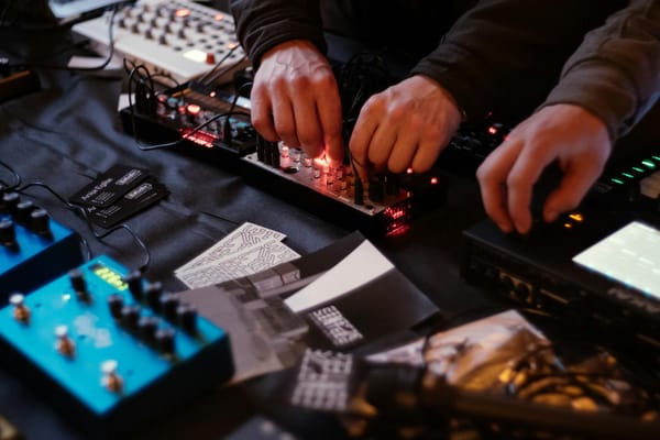 ¿La música electrónica le agrada a Dios?