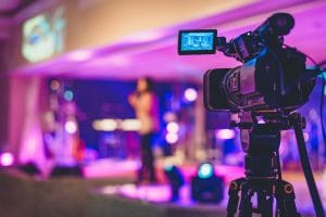 4 Consejos para hablar ante la cámara en tu streaming