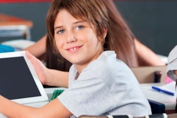 Dudan que las "apps" educativas sean benéficas para los niños