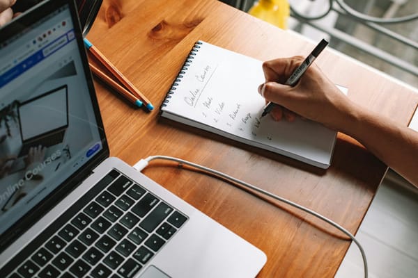 ¿Por qué debo tomar un Curso en Línea?