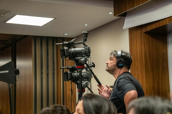 ¿Puede servirme una cámara PTZ para mi streaming?
