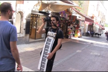 VIDEO: El piano humano, imperdible!