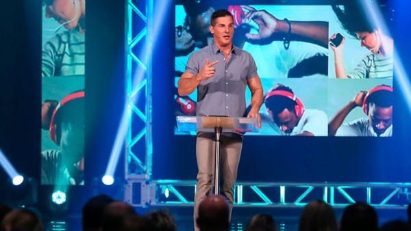 Video wall “una opción más para la multimedia de tu iglesia”